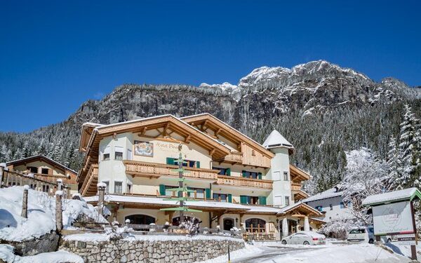 PINETA PANTRY HOTEL